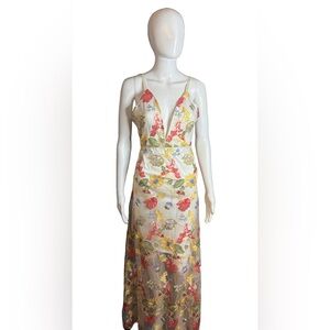 Impulsive floral dress